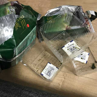 광천우리맛김 한봉지 2~3인분, 아삭하고 향긋한 우리파래식탁김28매 — 5점을 준 리뷰어가 2018년 4월 올린 사용 사진