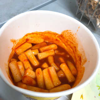 청담동말자싸롱 말자네떡볶이4EA말자네빠삭빠삭감튀5EA — 4점을 준 리뷰어가 2019년 1월 올린 사용 사진