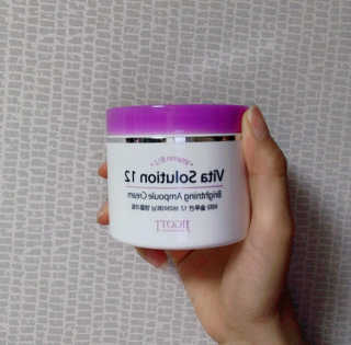 지고트 비타솔루션12 브라이트닝 앰플 크림 100ml — 5점을 준 리뷰어가 2019년 8월 올린 사용 사진
