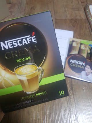 네스카페 코리아 네스카페 크레마 코코넛라떼 — 5점을 준 리뷰어가 2018년 1월 올린 사용 사진