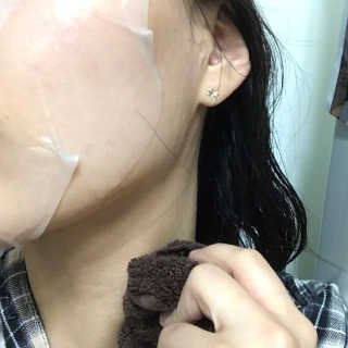 고보습에 화이트닝 아미모네 바다마스크팩 10매입 — 5점을 준 리뷰어가 2019년 11월 올린 사용 사진