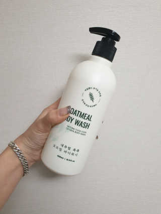 (주)에네스티 내추럴 촉촉  오트밀 바디워시 500ml — 5점을 준 리뷰어가 2019년 12월 올린 사용 사진