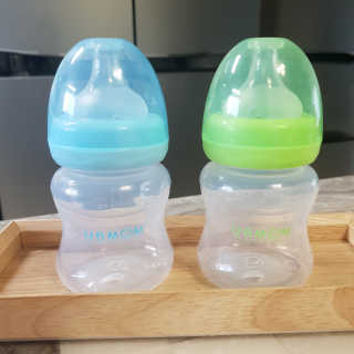 유비맘 신생아젖병 120ml 트리플팩_ 젖꼭지 포함 — 5점을 준 리뷰어가 2020년 3월 올린 사용 사진