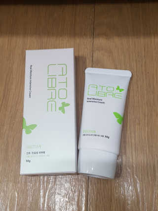 비바팜 아토리브레 리얼 모이스처 인텐시브 크림 — 4점을 준 리뷰어가 2020년 3월 올린 사용 사진