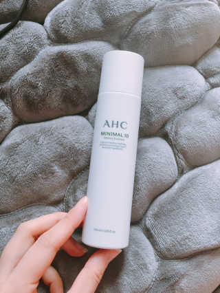 AHC 에이 에이치 씨 미니멀 10 워터리 에센스 — 4.33점을 준 리뷰어가 2018년 12월 올린 사용 사진