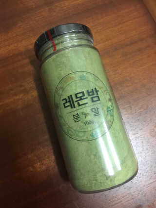 초능력 국내산 레몬밤 분말 — 5점을 준 리뷰어가 2019년 9월 올린 사용 사진