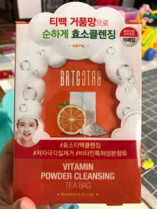 비알티씨 V10 파우더 클렌징 티백 2종 — 4.5점을 준 리뷰어가 2019년 1월 올린 사용 사진