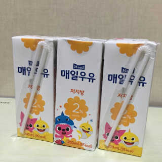 매일우유 멸균 매일우유 저지방 2프로 멸균 핑크퐁 에디션 6입 — 5점을 준 리뷰어가 2018년 1월 올린 사용 사진