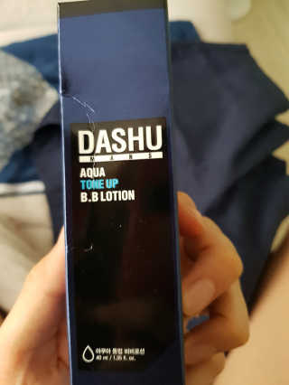 다슈코리아 다슈 맨즈 톤 업 비비로션 40ml — 4.17점을 준 리뷰어가 2018년 6월 올린 사용 사진