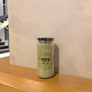 초능력 국내산 레몬밤 분말 — 2.5점을 준 리뷰어가 2019년 8월 올린 사용 사진
