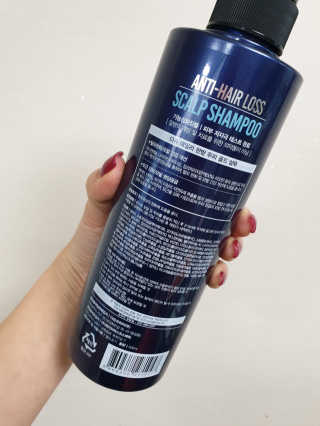 다슈코리아 다슈 단백질 한방 두피 골드 샴푸 500ml +샴푸브러쉬 — 5점을 준 리뷰어가 2020년 1월 올린 사용 사진