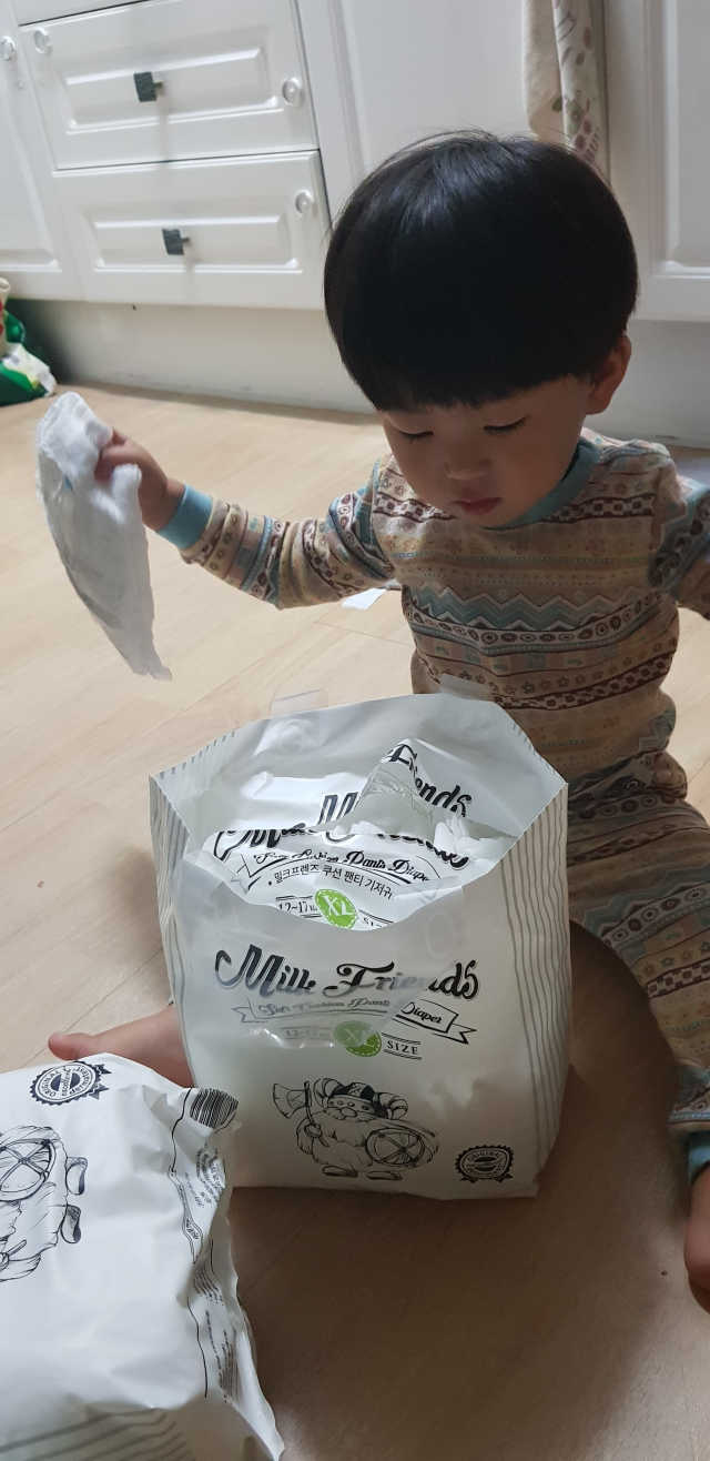 MILK FRIENDS 쿠션 팬츠 기저귀 리뷰 사진