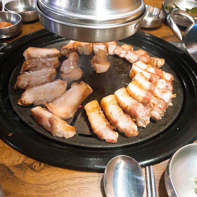 삼겹살2+껍데기항정1+소고기청국장전골+라면사리 리뷰 사진