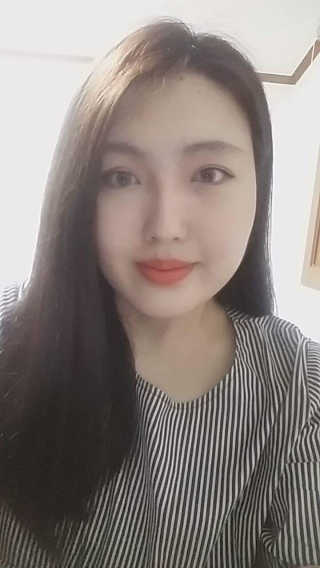 코덕 코스메틱 벨벳 시크 립라커 — 2.83점을 준 리뷰어가 2017년 5월 올린 사용 사진
