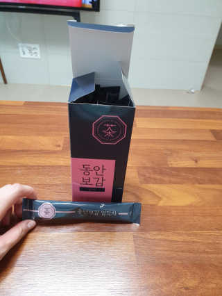 동안보감 얼작차 붓기를 빼주는 동안보감 한방 프리미엄 얼작차 — 4.5점을 준 리뷰어가 2019년 10월 올린 사용 사진