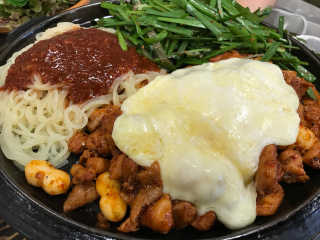 고향원조숯불닭갈비 [고향산천원조숯불닭갈비] 뼈없는 숯불닭갈비 2인세트 — 5점을 준 리뷰어가 2018년 9월 올린 사용 사진