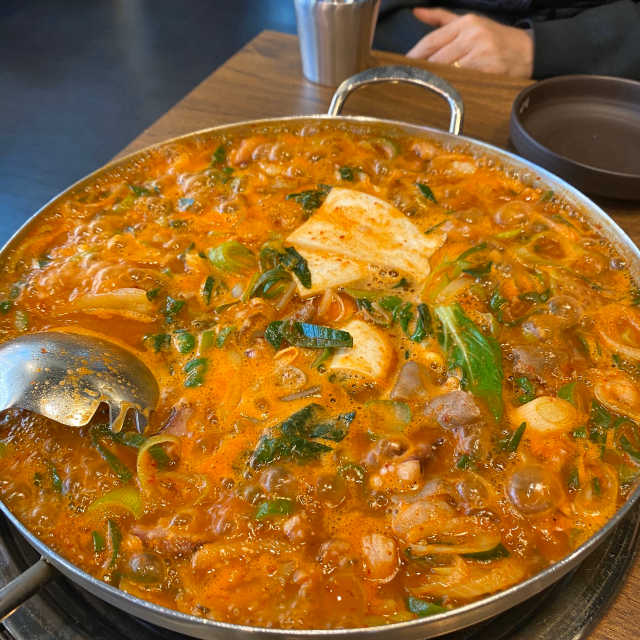 [용호동낙지 인천논현점] 한우곱창 낙곱새 or 용호전골 리뷰 사진