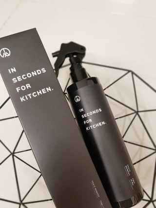 PEACE MOMENT 피스모먼트 인세컨즈포키친 320mL 천연살균소독제 — 5점을 준 리뷰어가 2018년 10월 올린 사용 사진