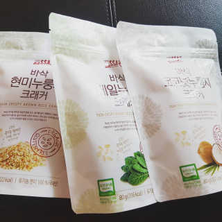 BASSAK 바삭 유기농 현미 누룽지 크래커 3종 — 5점을 준 리뷰어가 2019년 8월 올린 사용 사진