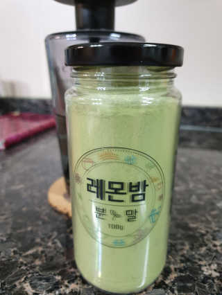 초능력 국내산 레몬밤 분말 — 5점을 준 리뷰어가 2019년 8월 올린 사용 사진