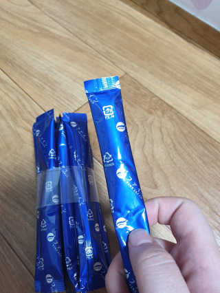 한국맥널티 맥널티 글리신 프리미엄 14개입 — 5점을 준 리뷰어가 2019년 12월 올린 사용 사진