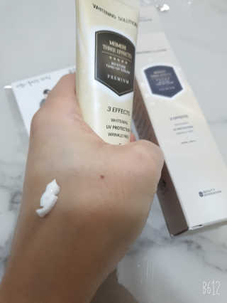 메이메리 쓰리이펙츠 모이스처 톤업크림 50ml — 5점을 준 리뷰어가 2019년 11월 올린 사용 사진