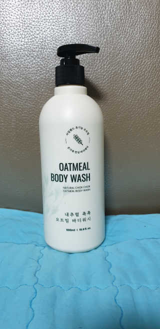 (주)에네스티 내추럴 촉촉  오트밀 바디워시 500ml — 4.5점을 준 리뷰어가 2019년 12월 올린 사용 사진