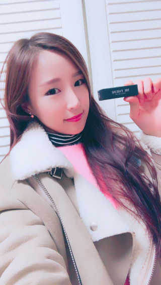 더폴린 고체향수 5g — 5점을 준 리뷰어가 2017년 12월 올린 사용 사진