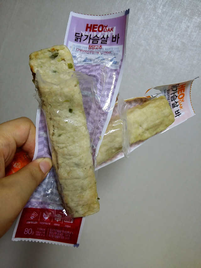 허닭 닭가슴살 바 청양고추맛 리뷰 사진