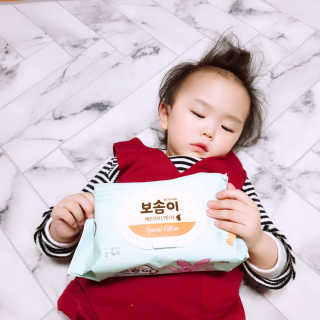 보솜이 아기물티슈 베이비케어 푸에디션 캡 74매 10입 — 5점을 준 리뷰어가 2019년 4월 올린 사용 사진