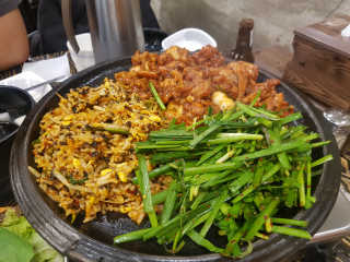 고향원조숯불닭갈비 [고향산천원조숯불닭갈비] 뼈없는 숯불닭갈비 2인세트 — 4점을 준 리뷰어가 2018년 11월 올린 사용 사진