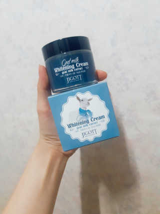 지고트 산양유 화이트닝 크림 70ml — 4점을 준 리뷰어가 2019년 5월 올린 사용 사진