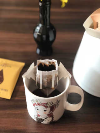 (주)쟈뎅 쟈뎅 핸드 드립커피 3종 — 4점을 준 리뷰어가 2018년 3월 올린 사용 사진