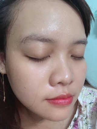 엘리자베카위치피기헬포어블랙솔루션버블세럼마스크팩 — 4.5점을 준 리뷰어가 2019년 6월 올린 사용 사진