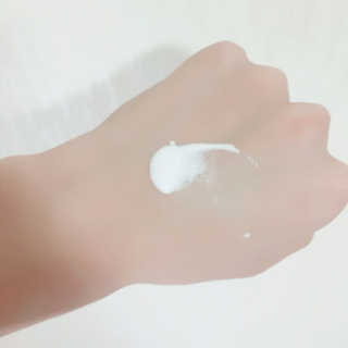 티암 TIAM 1초 화이트닝 커버크림 — 3점을 준 리뷰어가 2017년 6월 올린 사용 사진