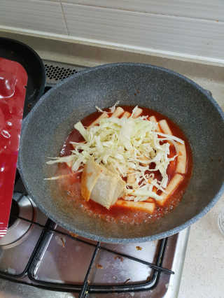 두번째 국떡 국가대표 떡볶이 1팩 + 영미칩 2봉 증정 — 5점을 준 리뷰어가 2019년 2월 올린 사용 사진