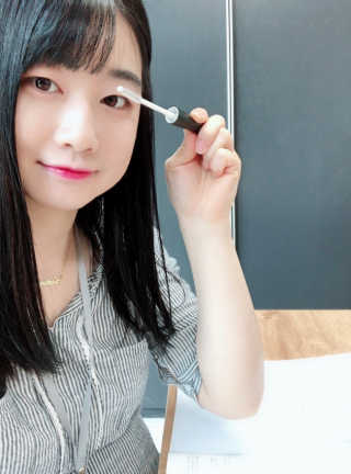 에이페 아이래쉬 리치 세럼 — 4.33점을 준 리뷰어가 2018년 9월 올린 사용 사진