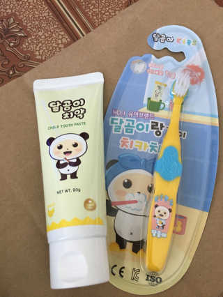 달곰이 어린이 치약+어린이 칫솔 SET — 3.5점을 준 리뷰어가 2018년 5월 올린 사용 사진