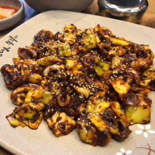 신의주찹쌀순대쭈꾸미 [신의주찹쌀순대와쭈꾸미] -직화쭈꾸미2 OR 순대국2 — 5점을 준 리뷰어가 2018년 12월 올린 사용 사진