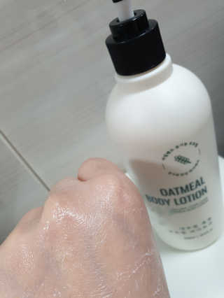 (주)에네스티 내추럴 촉촉  오트밀 바디로션 500ml — 4점을 준 리뷰어가 2020년 3월 올린 사용 사진