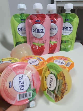 데르뜨 떠먹는 과일 3종, 짜먹는 과일 2종 총 10개 체험 — 5점을 준 리뷰어가 2020년 3월 올린 사용 사진