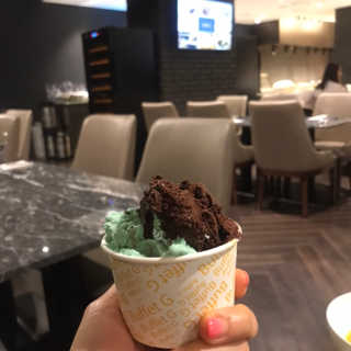 뷔페G [뷔페 G 글래드호텔 강남코엑스센터점] 2인 식사권 — 5점을 준 리뷰어가 2019년 3월 올린 사용 사진