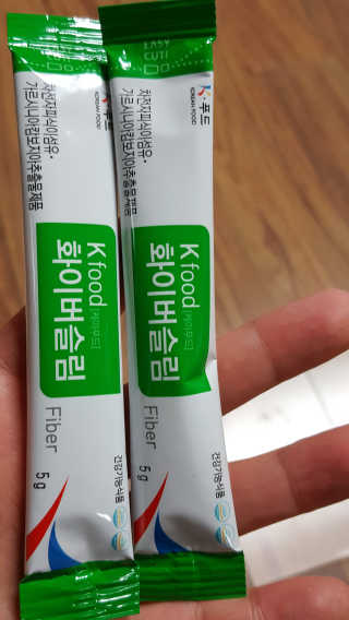 두루원 똥기사의 Kfood 화이버슬림 — 5점을 준 리뷰어가 2018년 7월 올린 사용 사진