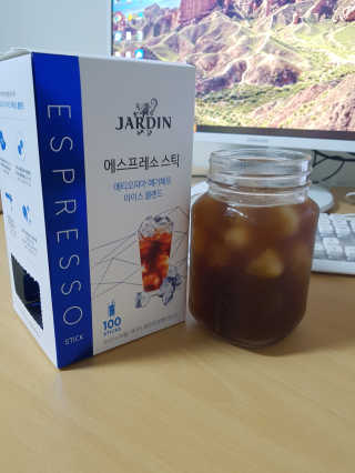 (주)쟈뎅 [쟈뎅] 에스프레소스틱 아이스블렌드 — 5점을 준 리뷰어가 2019년 4월 올린 사용 사진