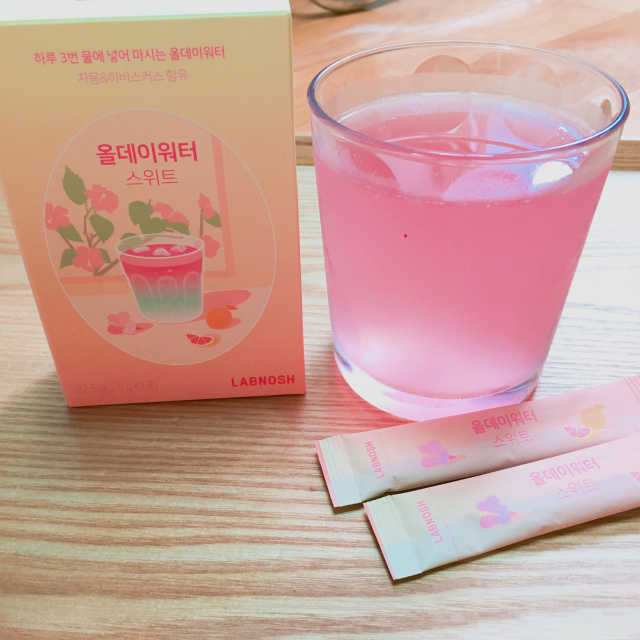 올데이워터 리뷰 사진