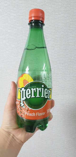 페리에 피치 500ml PET — 5점을 준 리뷰어가 2019년 11월 올린 사용 사진