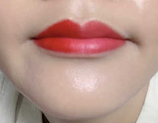 [블랙루즈] 에어 핏 벨벳 틴트4 1+1 — 5점을 준 리뷰어가 2019년 7월 올린 사용 사진