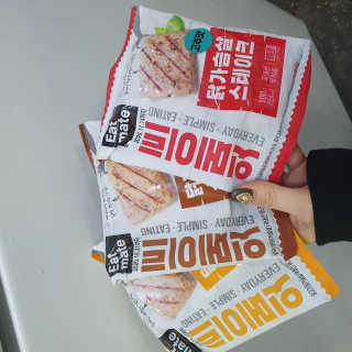 랭킹닭컴 잇메이트 닭가슴살 스테이크 혼합 1kg — 5점을 준 리뷰어가 2019년 12월 올린 사용 사진