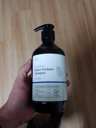 달리프 베러 퍼퓸 샴푸 1000ml 레이니데이 or 일랑로즈 — 5점을 준 리뷰어가 2020년 1월 올린 사용 사진