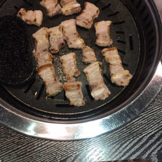 고기원칙 강서구청점 [고기원칙_강서구청점] 맛있는 삼겹살 2인set — 4.5점을 준 리뷰어가 2018년 12월 올린 사용 사진